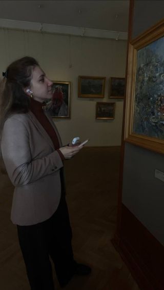 Музей изобразительных искусств в компании с аудиогидом