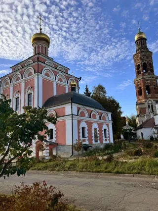 Трансфер из Рязани в музей Есенина, село Пощупово и Иоанно-Богословский монастырь