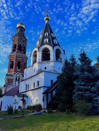 Трансфер из Рязани в музей Есенина, село Пощупово и Иоанно-Богословский монастырь