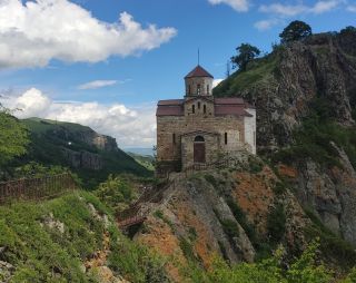 Перевал Гумбаши, Шоанинский храм и термальные источники за 1 день