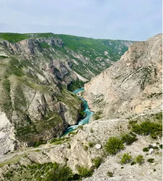 Из Каспийска — в Сулакский каньон и бархан Сарыкум