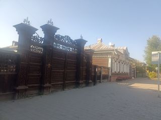 Иркутск — музей «Тальцы» — посёлок Листвянка