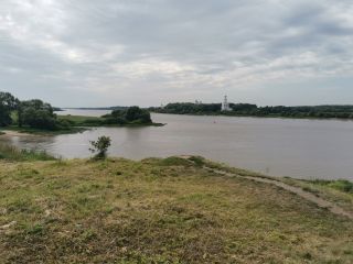 На парусно-моторной яхте по Волхову и Ильмень-озеру