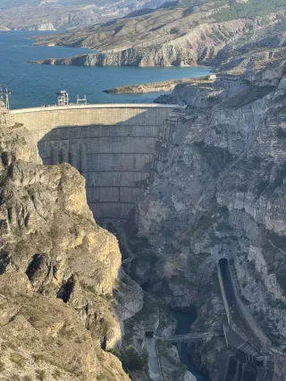 Самые-самые места Дагестана: Сулакский каньон, бархан Сарыкум