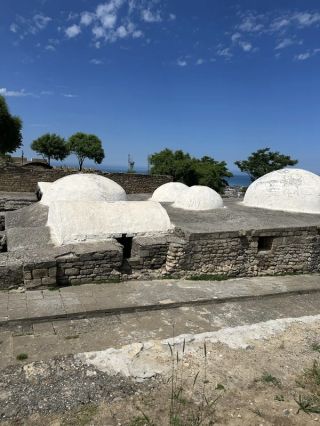 Дербент и каспийский монстр «Лунь» из Каспийска