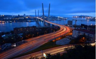 Ночные огни Владивостока (в группе)