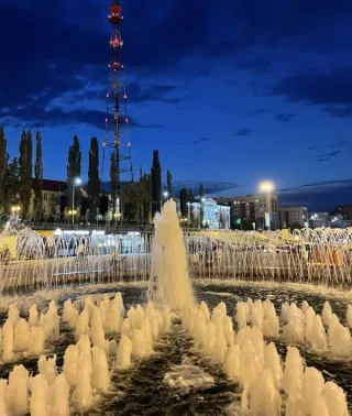 Уфа в огнях и музыке фонтанов